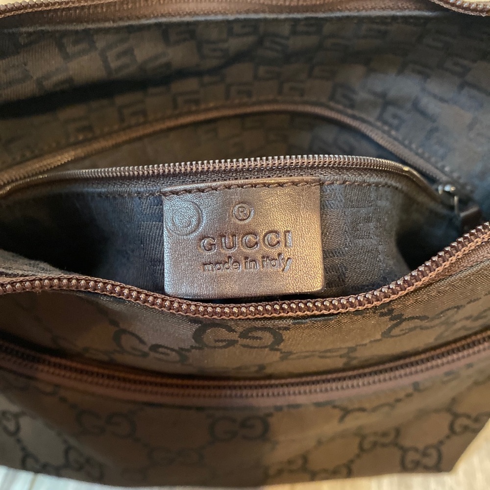 Gucci Shoulder Bag - Picture 11 of 11